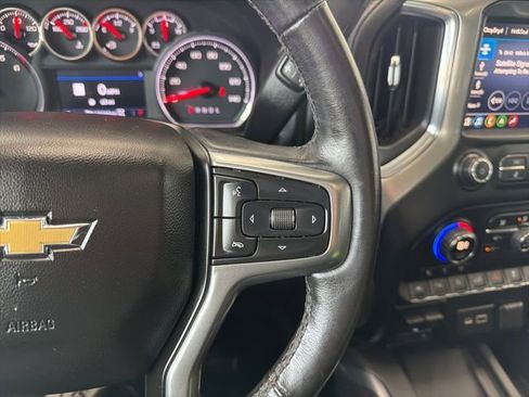 Used 2020 Chevrolet Silverado 1500 LTZ w/ LTZ Premium Package AWD/4WD image 32