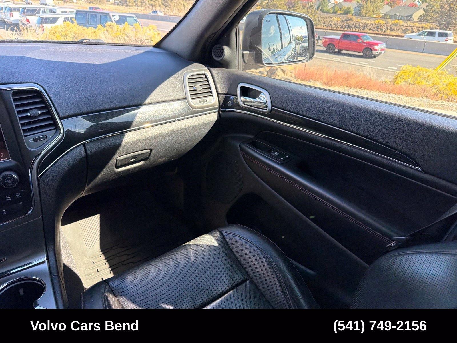 Used 2018 Jeep Grand Cherokee Trailhawk w/ Trailhawk Luxury Group AWD/4WD image 13