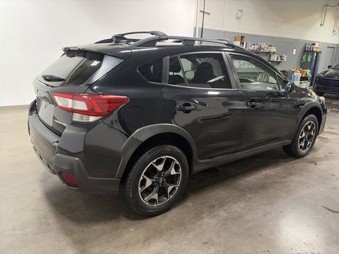 Used 2019 Subaru Crosstrek 2.0i Premium AWD/4WD image 3