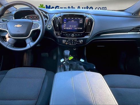 Certified 2023 Chevrolet Traverse LT image 8