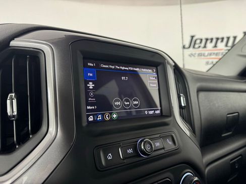 Used 2024 Chevrolet Silverado 2500 Custom AWD/4WD image 20