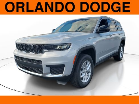 New 2026 Jeep Grand Cherokee L Laredo image 4