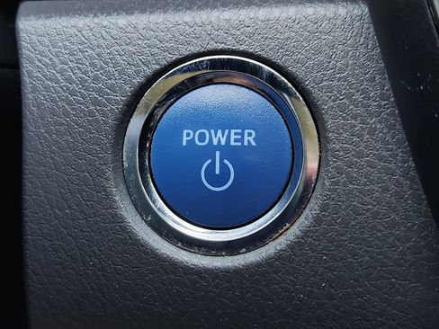 Certified 2022 Toyota Camry XLE w/ Cold Weather Package FWD image 22
