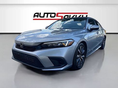 Used 2024 Honda Civic EX image 3
