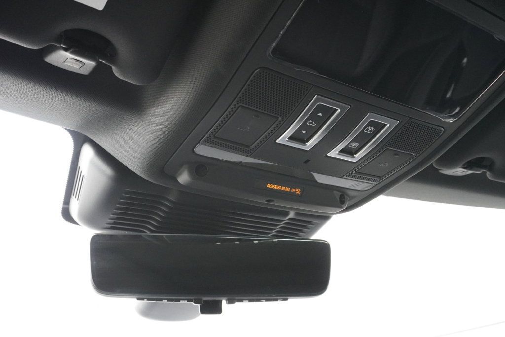 Used 2026 Land Rover Range Rover Evoque S AWD/4WD image 16