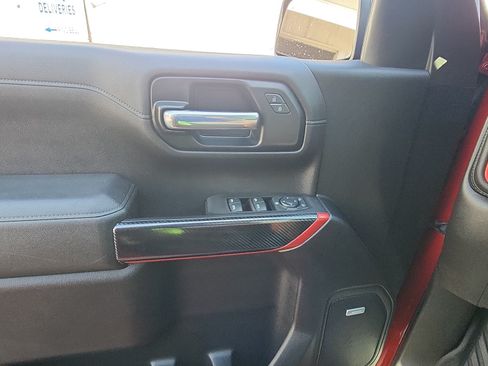 Used 2021 Chevrolet Silverado 1500 LT Trail Boss w/ Convenience Package II AWD/4WD image 15