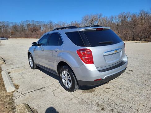 Used 2017 Chevrolet Equinox LT w/ Convenience Package image 9