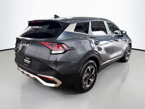 Used 2023 Kia Sportage LX FWD image 9