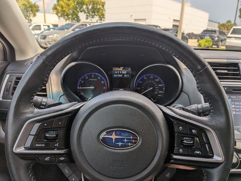 Used 2018 Subaru Outback 2.5i Touring AWD/4WD image 27