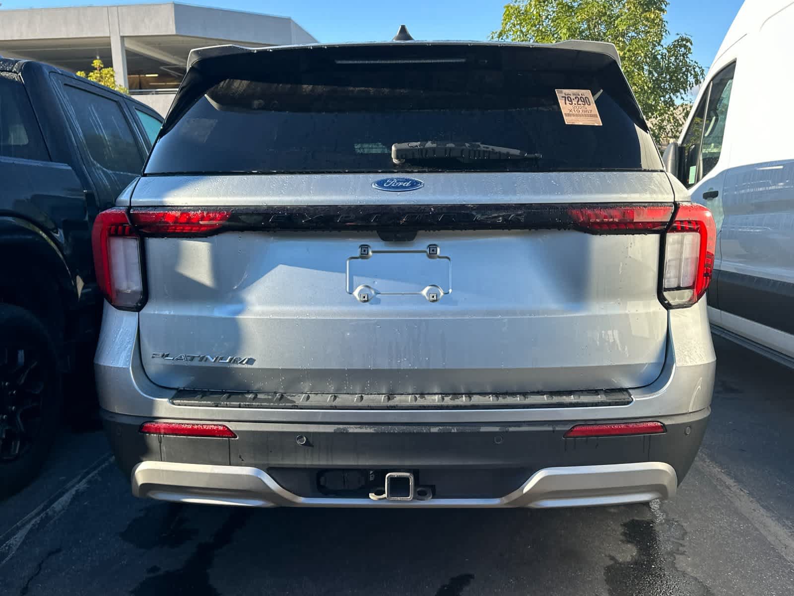 Used 2025 Ford Explorer Platinum RWD image 5