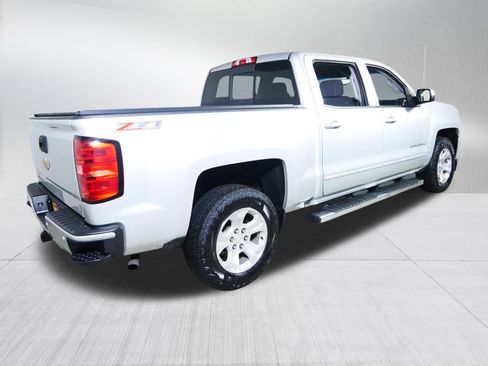 Used 2017 Chevrolet Silverado 1500 LT w/ All Star Edition AWD/4WD image 7