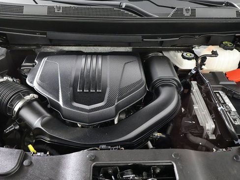 Used 2025 Chevrolet Traverse High Country w/ LPO, Cargo Package image 23