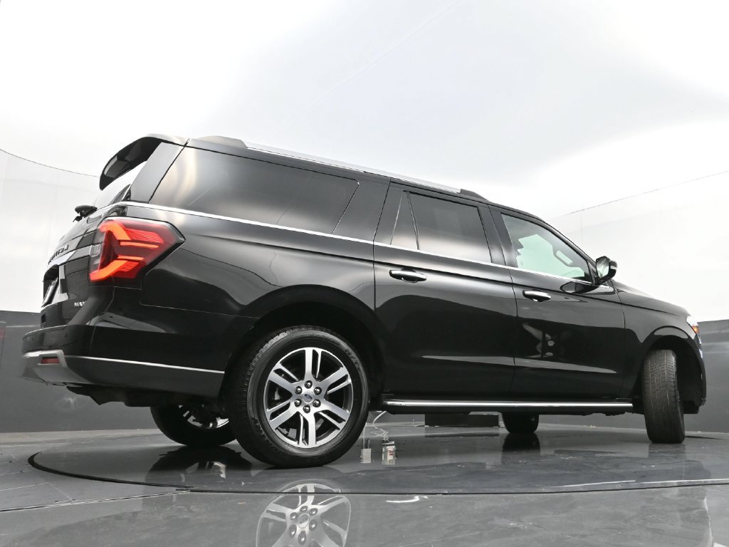 Used 2023 Ford Expedition Max Limited AWD/4WD image 31