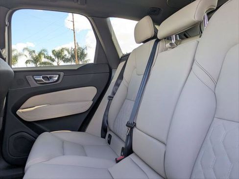 New 2026 Volvo XC60 B5 Plus w/ Climate Package AWD/4WD image 12