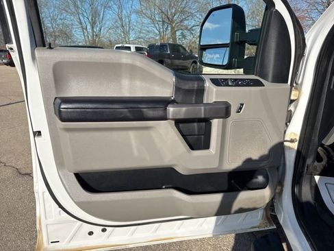 Used 2019 Ford F250 XLT image 19