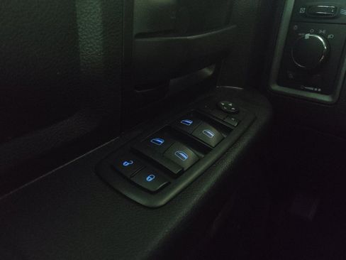 Used 2016 RAM 1500 Tradesman w/ Popular Equipment Group RWD image 27