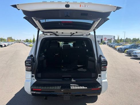 Used 2026 Toyota 4Runner Platinum AWD/4WD image 16