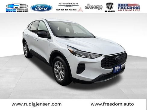 Used 2025 Ford Escape Active AWD/4WD image 7