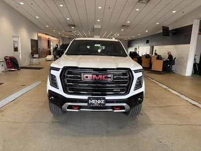 New 2026 GMC Yukon AT4 w/ LPO, Floor Liner Package