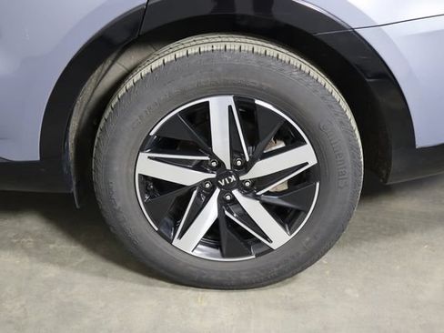 Used 2021 Kia Sorento S w/ Panoramic Sunroof Package FWD image 37