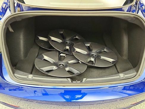 Used 2022 Tesla Model 3 Long Range AWD/4WD image 27