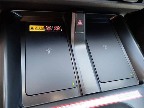 New 2026 Subaru Solterra Limited image 21