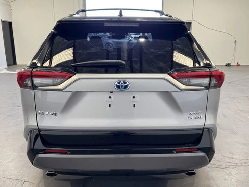 Used 2021 Toyota RAV4 XSE image 3