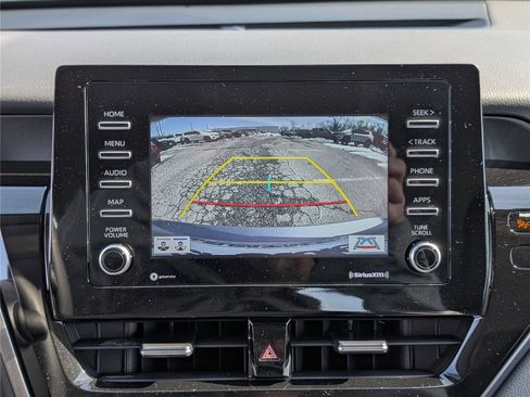 Used 2023 Toyota Camry SE w/ Convenience Package image 17