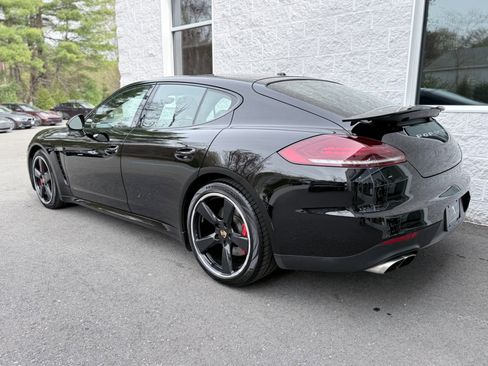 Used 2014 Porsche Panamera AWD/4WD image 9