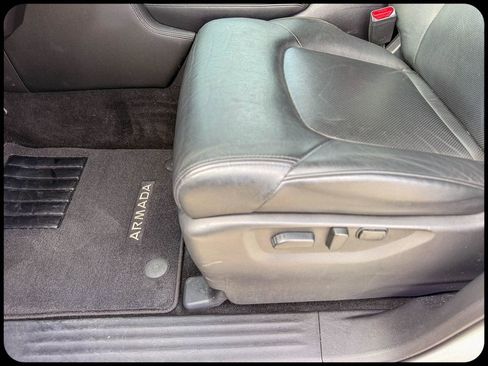 Used 2024 Nissan Armada SL w/ Captain's Chairs Package image 19