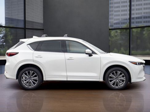 Used 2025 MAZDA CX-5 Signature image 11