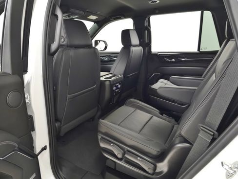 Used 2024 GMC Yukon Denali AWD/4WD image 36