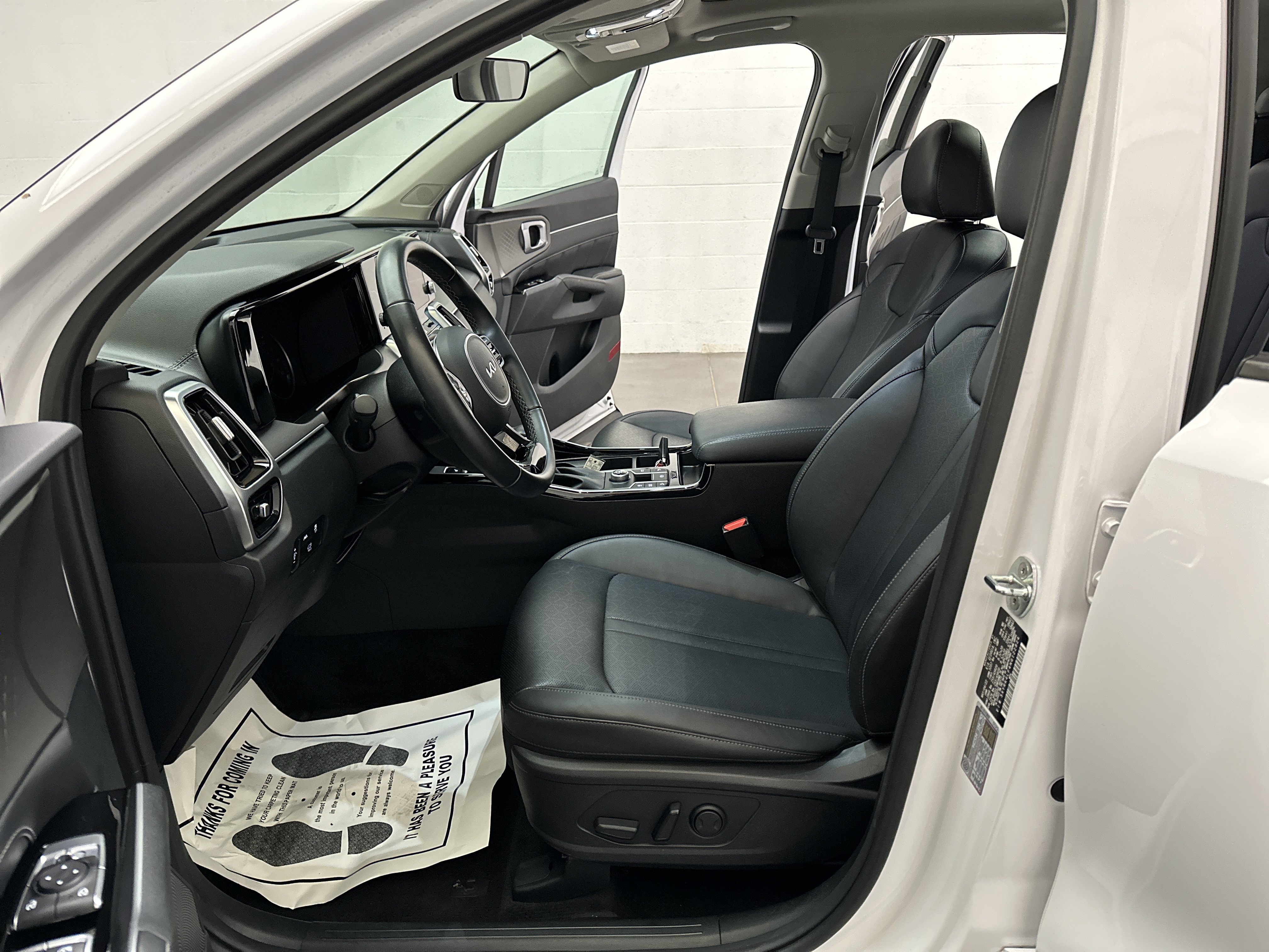 Used 2022 Kia Sorento SX FWD image 15
