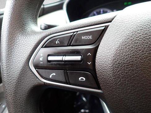 Used 2019 Hyundai Santa Fe SE FWD image 19