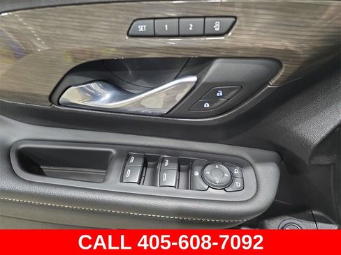 Used 2024 GMC Terrain Denali AWD/4WD image 46