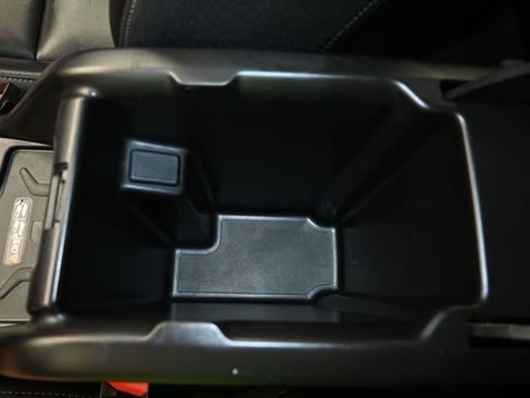 Used 2022 Chevrolet Colorado Z71 AWD/4WD image 19