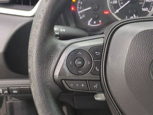 Used 2021 Toyota Corolla LE image 18