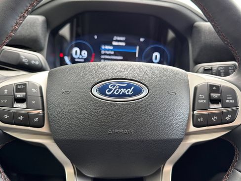 New 2026 Ford Explorer Active AWD/4WD image 24
