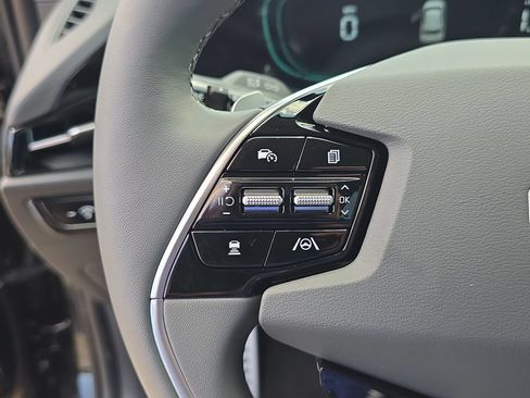 New 2026 Kia Niro SX Touring FWD image 31