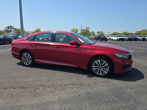 Certified 2021 Honda Accord EX-L image 2