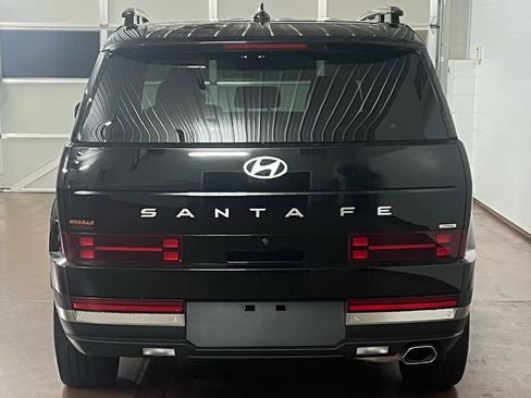 Used 2024 Hyundai Santa Fe Limited image 4