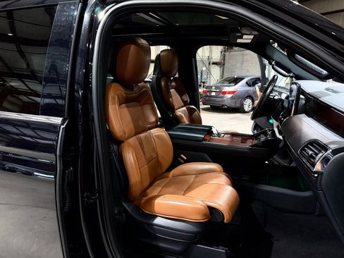 Used 2021 Lincoln Navigator L Reserve image 27
