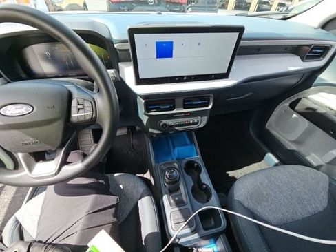 Used 2026 Ford Maverick XLT w/ Equipment Group 301A AWD/4WD image 12