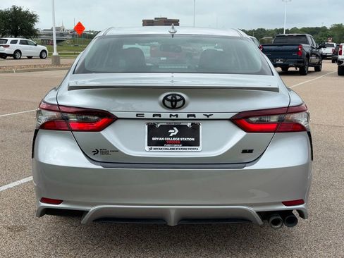 Used 2024 Toyota Camry SE w/ Convenience Package image 7