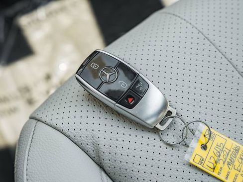 Used 2021 Mercedes-Benz E 450 4MATIC Sedan image 45