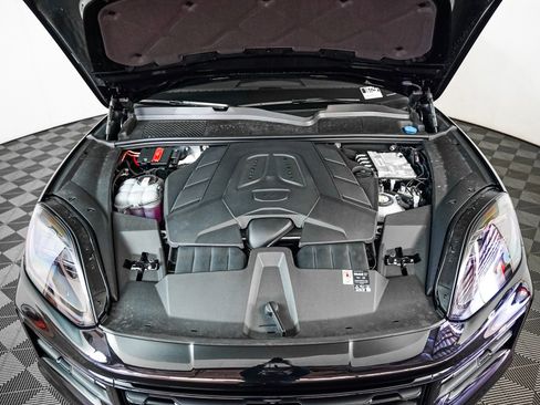 New 2026 Porsche Cayenne E-Hybrid image 13