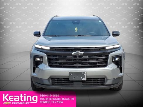 Used 2026 Chevrolet Traverse LT w/ Midnight/Sport Edition FWD image 10