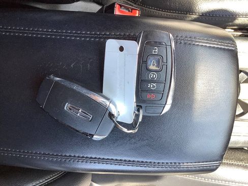 Used 2017 Lincoln MKC Premiere AWD/4WD image 47