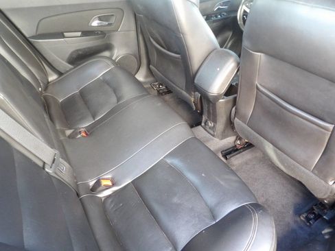 Used 2013 Chevrolet Cruze LT image 25