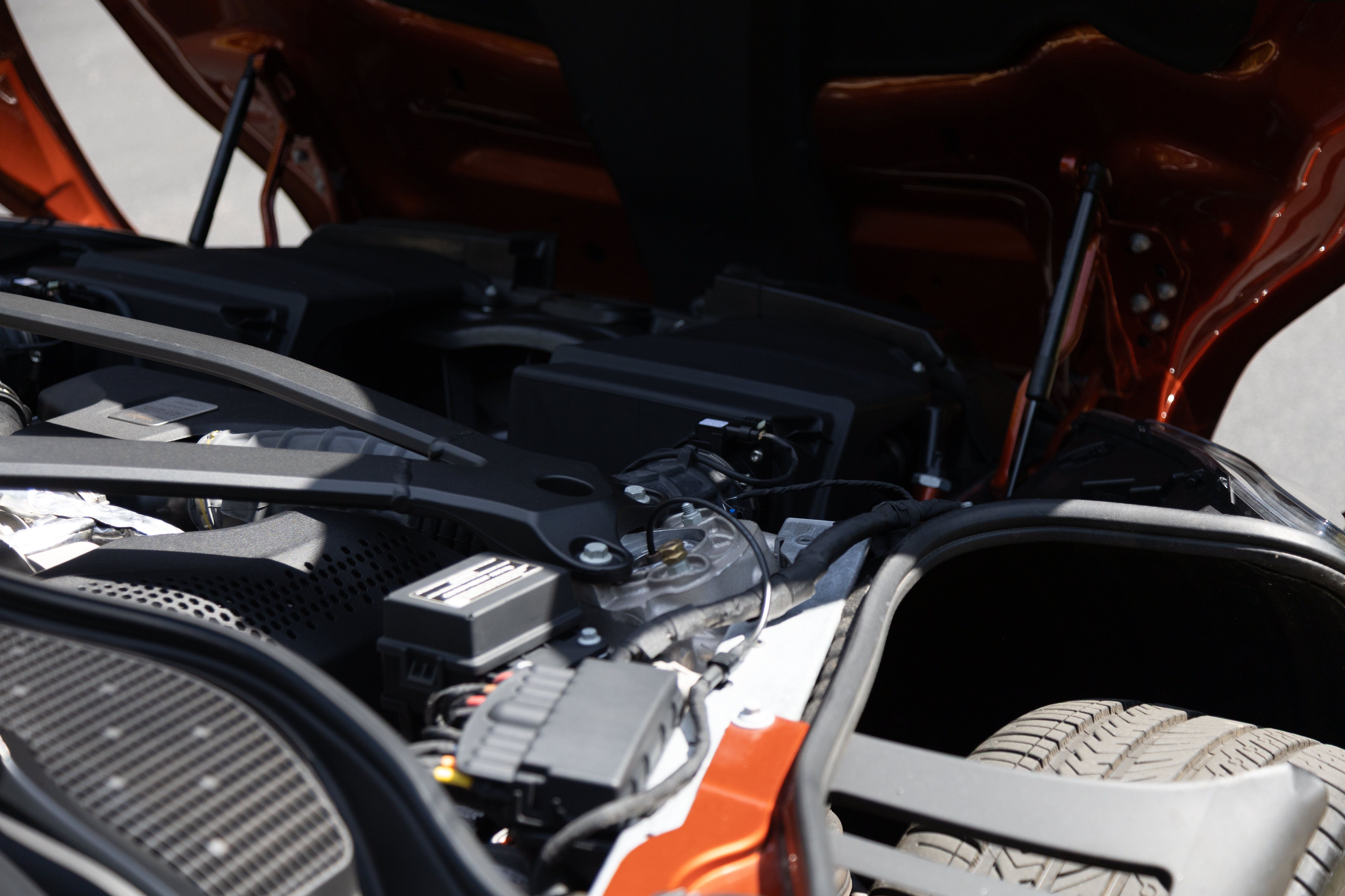 Used 2021 Aston Martin DB11 Volante RWD image 56